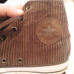 Courderoy Converse